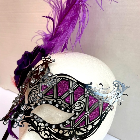 Halloween/ party mask - Picture 3 of 6